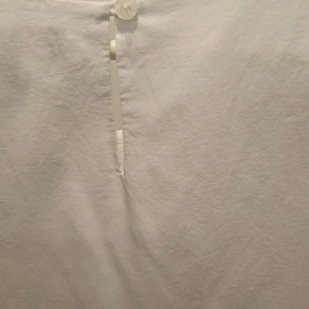 Banana Republic Sleeveless White Blouse - Picture 5 of 5